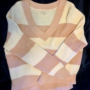 American Eagle Light-Weight Sweater